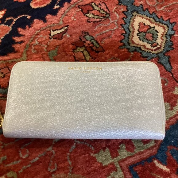 NWT Katie Loxton Metallic Silver Zip-Around Wallet With Gold Hardware - Picture 7 of 11